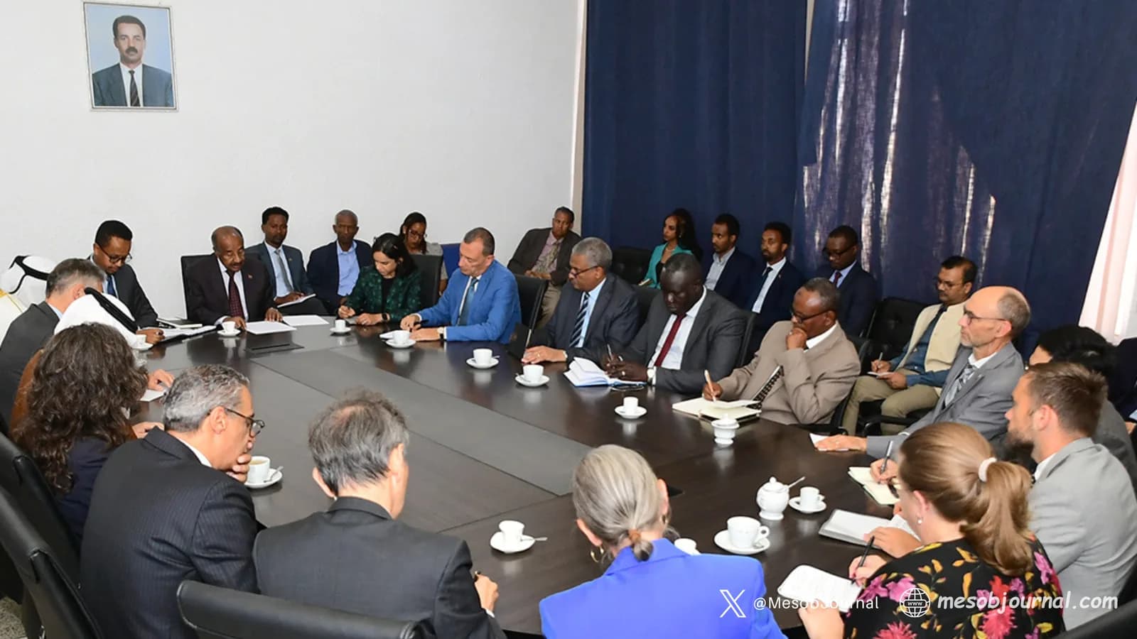 Osman Saleh addressing diplomats during a briefing in Asmara.